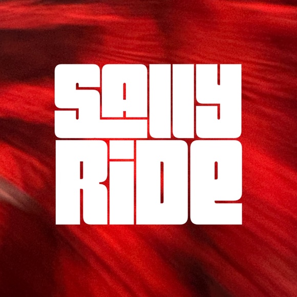 Meet your Posher, Sally - Picture 1 of 1